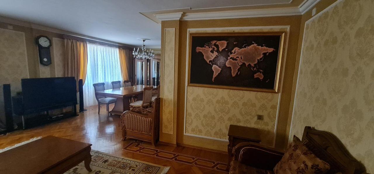 Gold Wall Apartment Baku Exterior foto